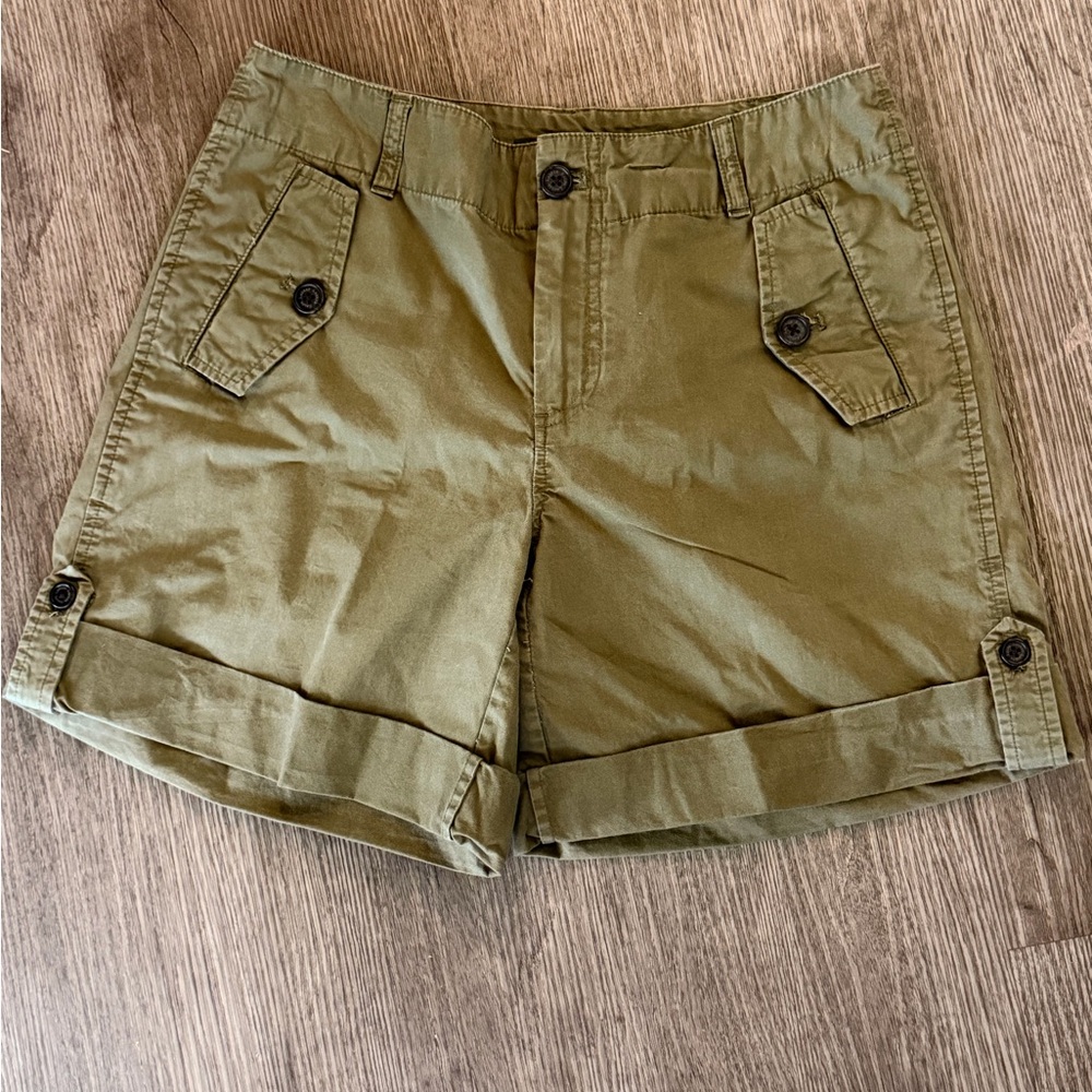 Khaki military green Women's Bermuda Shorts